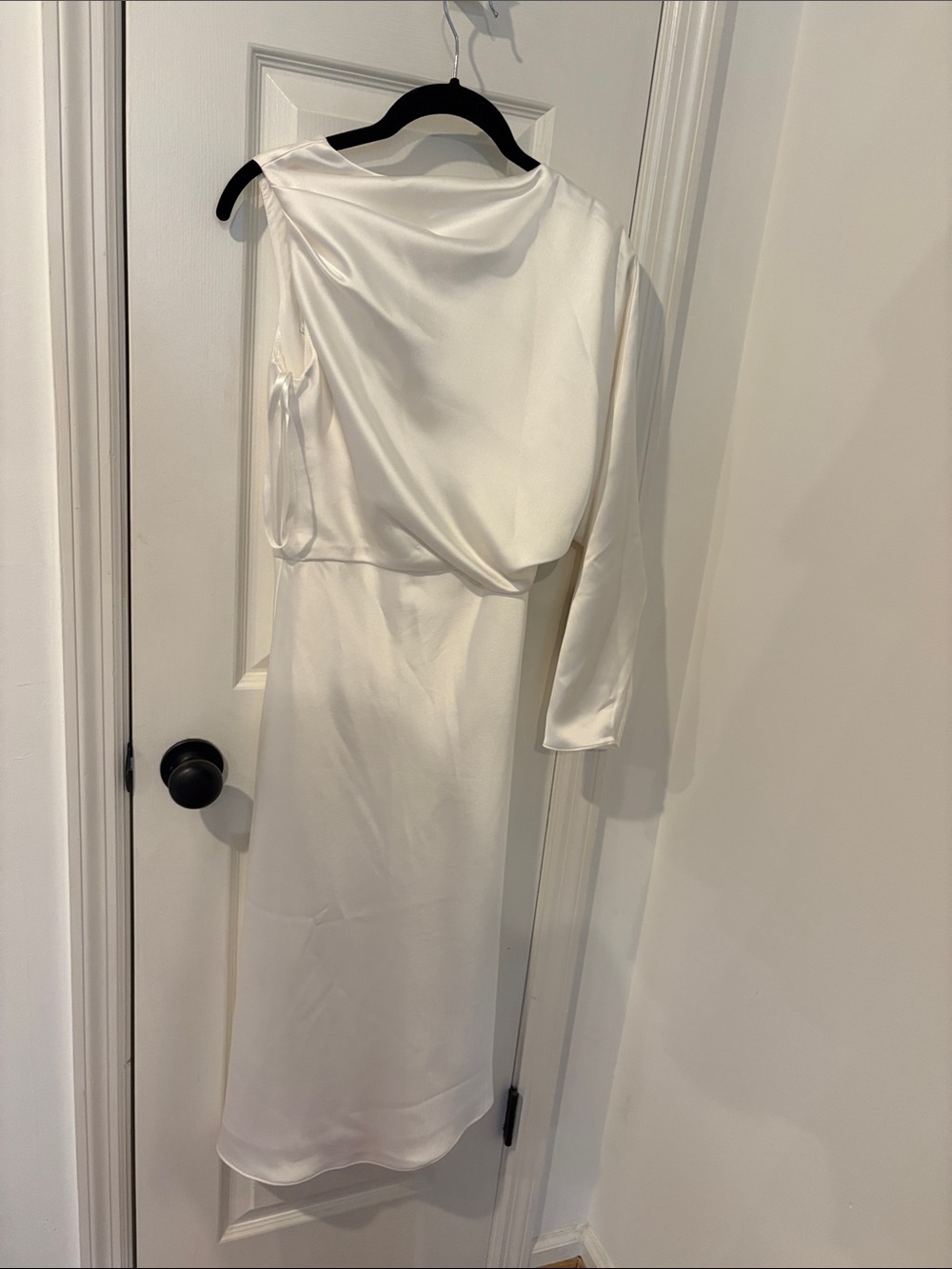 Amsale One-Sleeve Satin Midi Dress in White